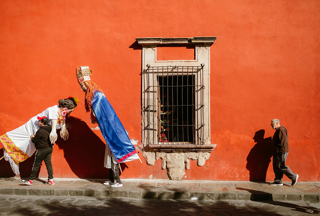 San Miguel de Allende street life