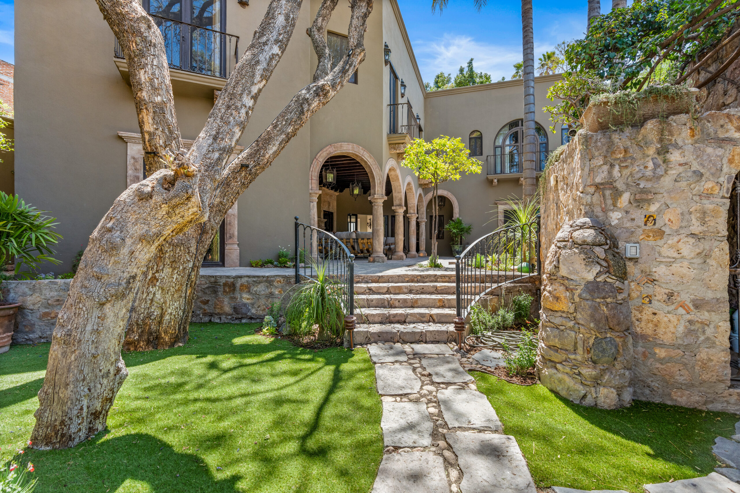 Casa Nola (2nd sale)